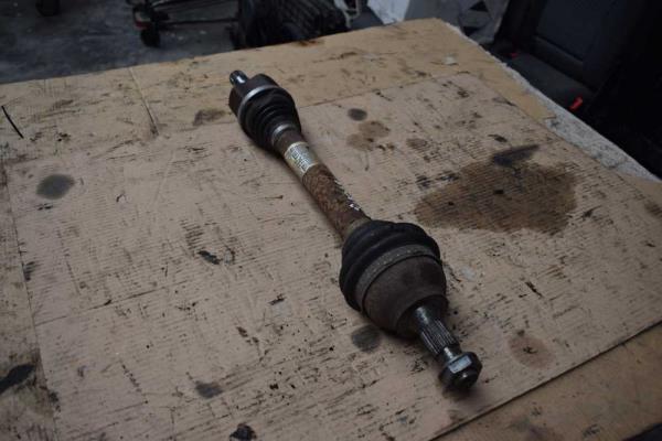 CARDAN GAUCHE CITROEN BERLINGO / PEUGEOT PARTNER 2008+ 1.6HDI - Vue 1